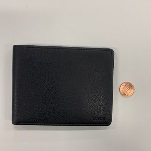 TUMI DARK BROWN LEATHER Folding wallet